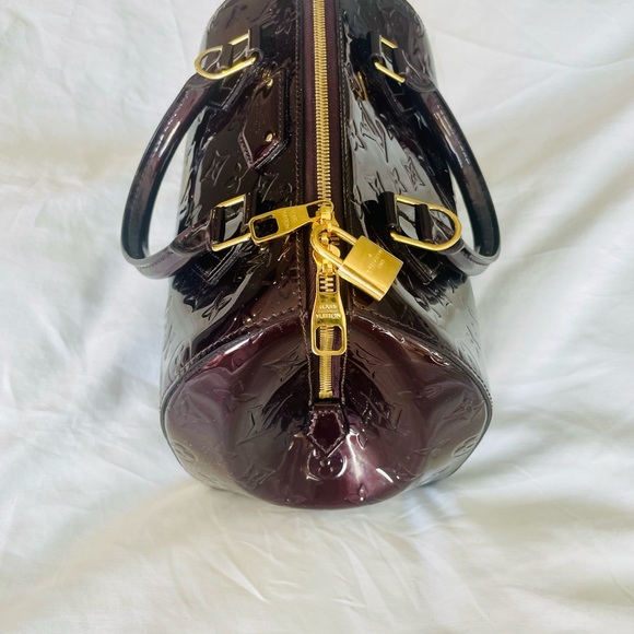 Louis Vuitton Montana Handbag Monogram Vernis Burgandy - Picture 9 of 16